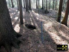 Bergbauspuren am Wunderliche Köpfe Morgengang bei Schlettau, Revier Annaberg, Erzgebirge, Sachsen, (D) (1) 02.03.2014.JPG